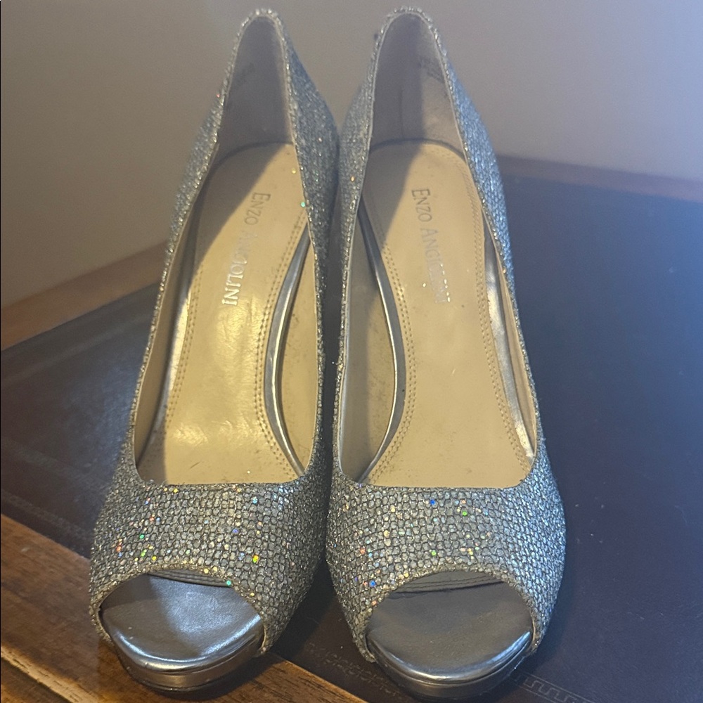 Enzo Angiolini Silver sequin Peep Toe Heels Size 7 1/2